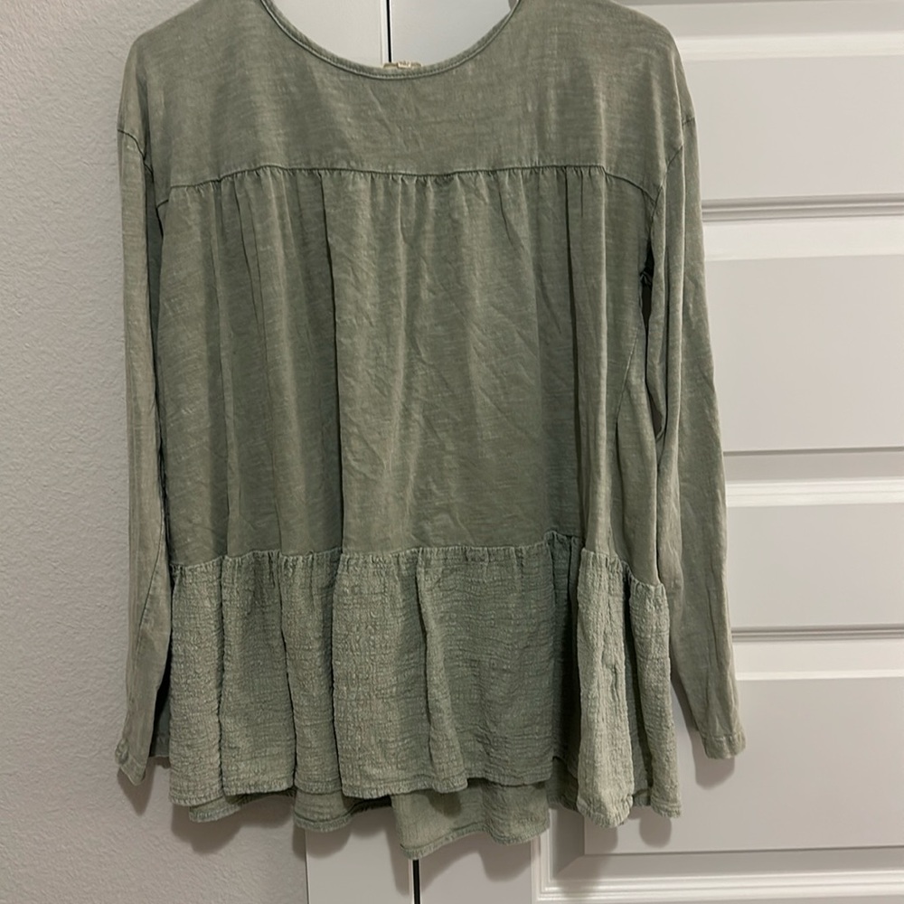 Long Sleeve Green Shirt